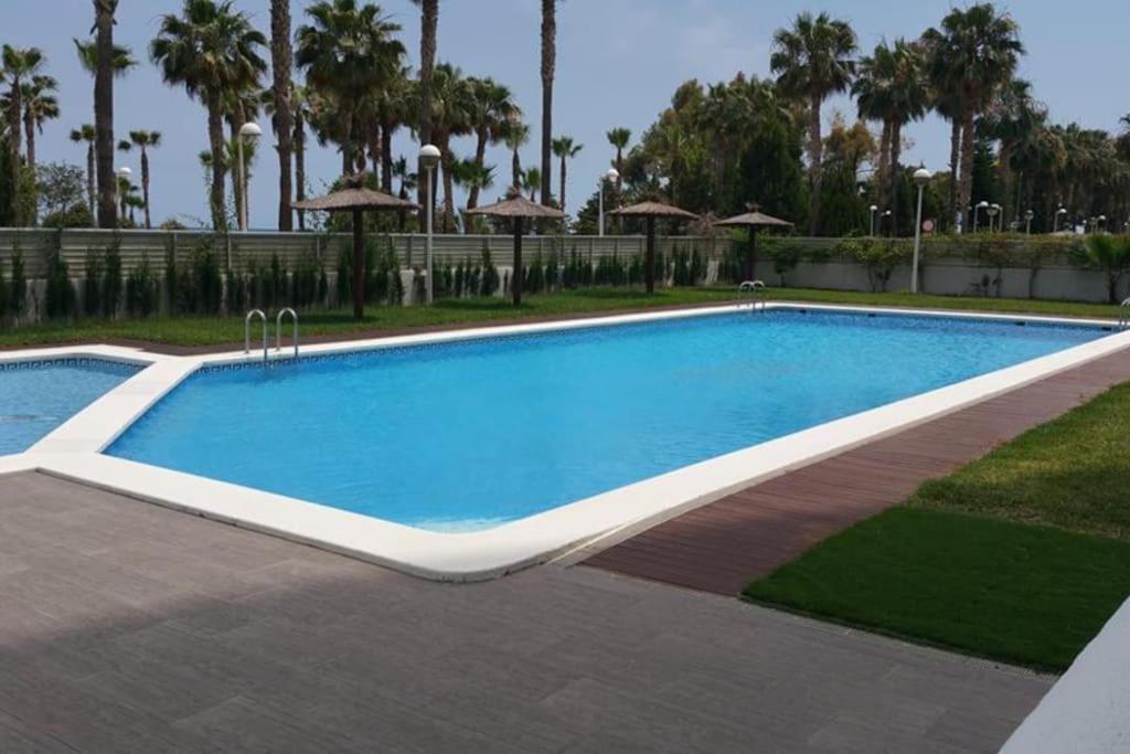 Edificio Mondrian 1ª Linea Vistas Al Mar Apartment Oropesa del Mar Bagian luar foto